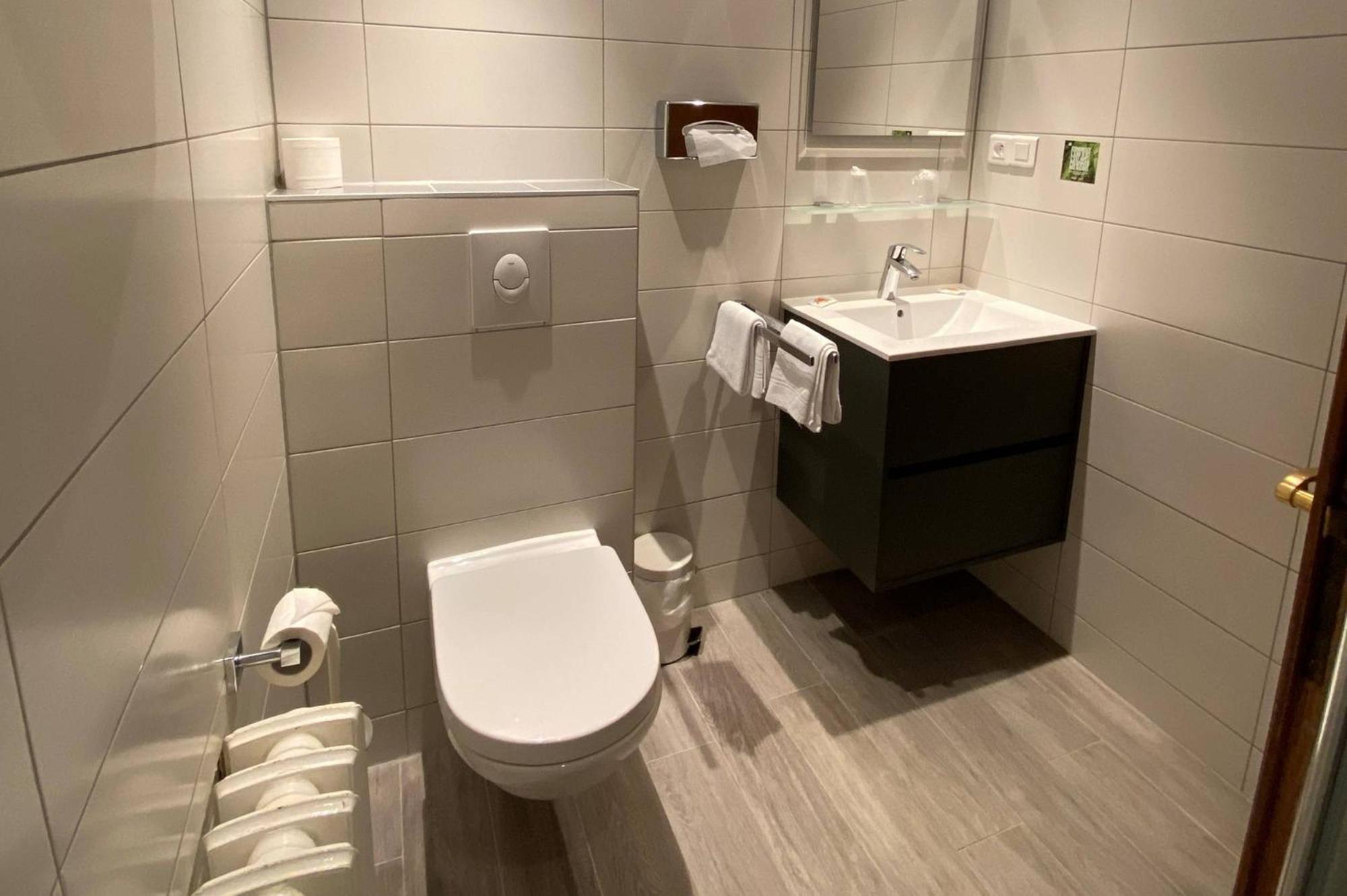 Logis Hotel-restaurant Aux Trois Roses 3* La Petite-Pierre