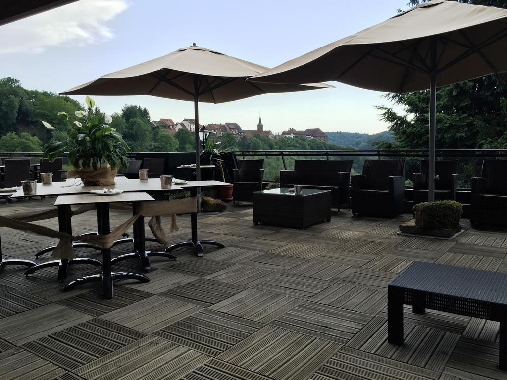 Logis Hotel-restaurant Aux Trois Roses Hotel La Petite-Pierre
