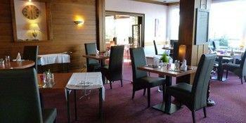 Restaurant Aux Trois Roses Hotel 3*