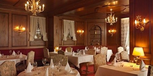 Restaurant Aux Trois Roses Hotel
