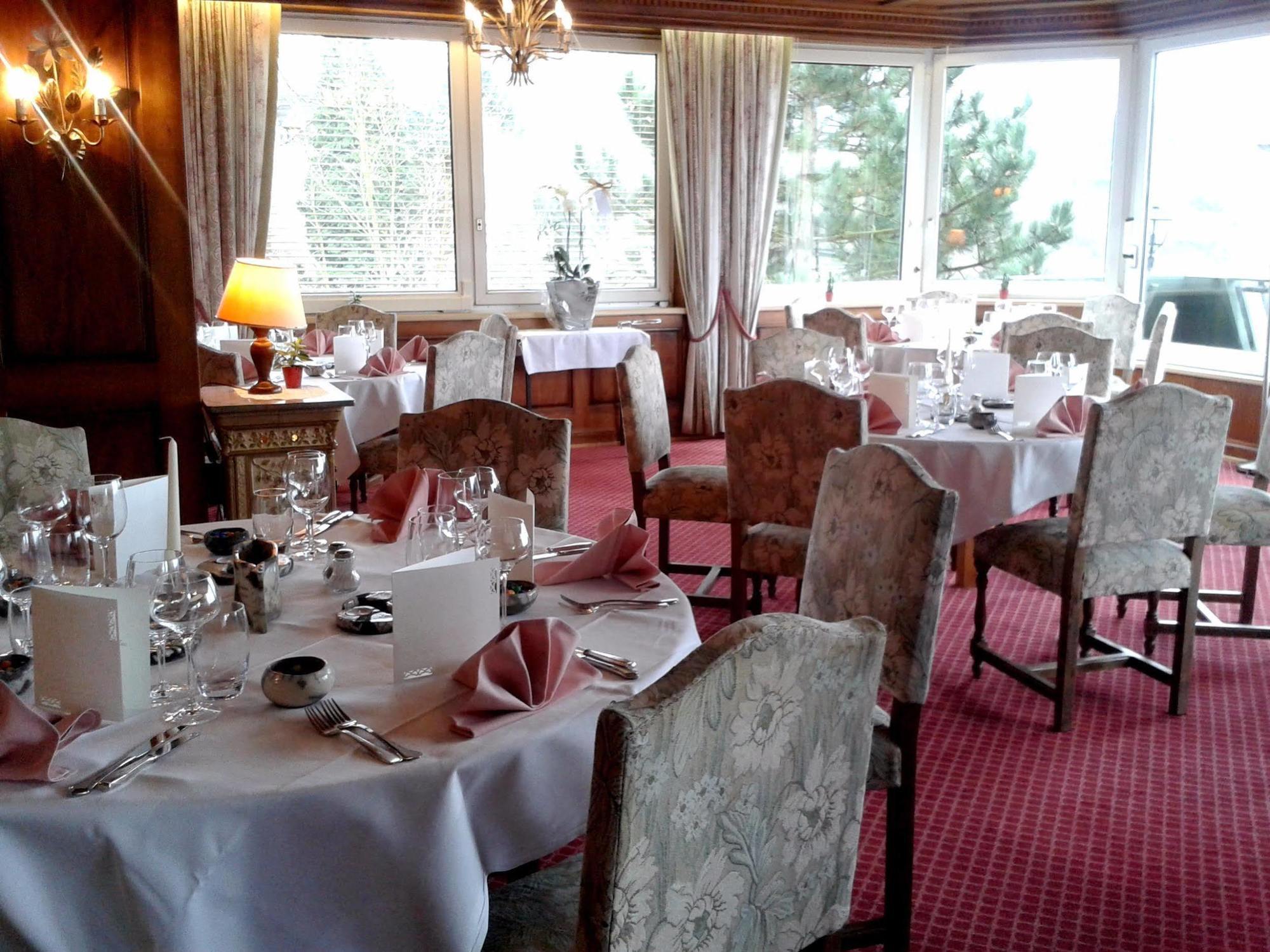 Hotel Restaurant Aux Trois Roses